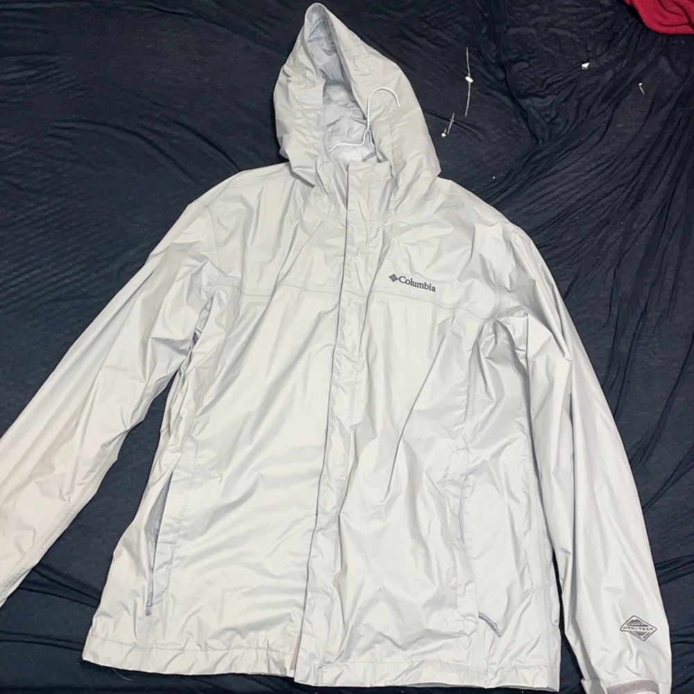 Columbia windbreaker jacket size large light silver /grey